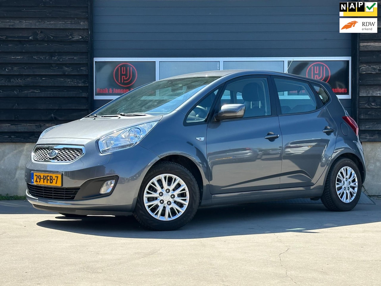 Kia Venga - 1.4 CVVT X-tra Lage NAP km - Airco - Cruise - AutoWereld.nl