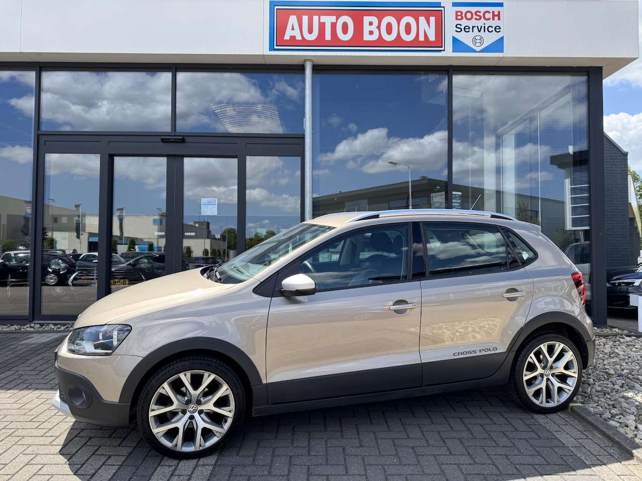 Volkswagen Polo - 1.2 TSI Cross 90PK CLIMA/2XPDC/MEDIA/S&S /LMV/SPORTZETELS/- 1e EIG. - KM=NAP - - AutoWereld.nl
