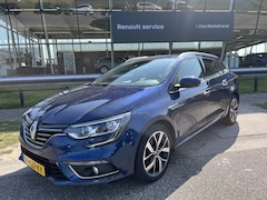 Renault Mégane Estate - 1.3 TCe 140 PK Bose / Dealer onderhouden / Automaat / Trekhaak / Keyless / Camera / 17'' L