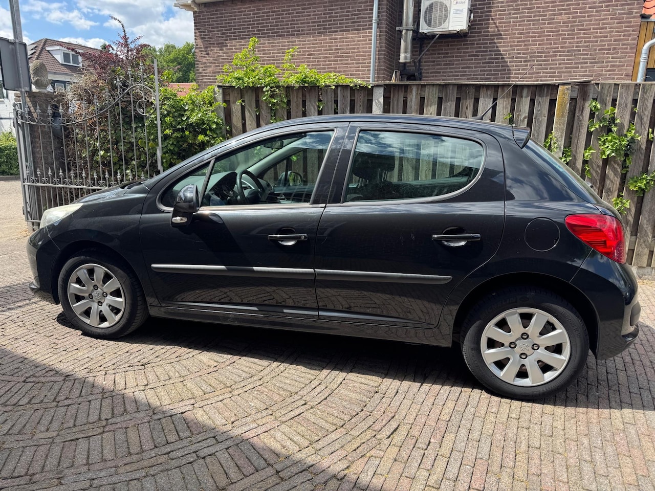 Peugeot 207 - 1.4 VTi Look 1.4 VTi Look - AutoWereld.nl