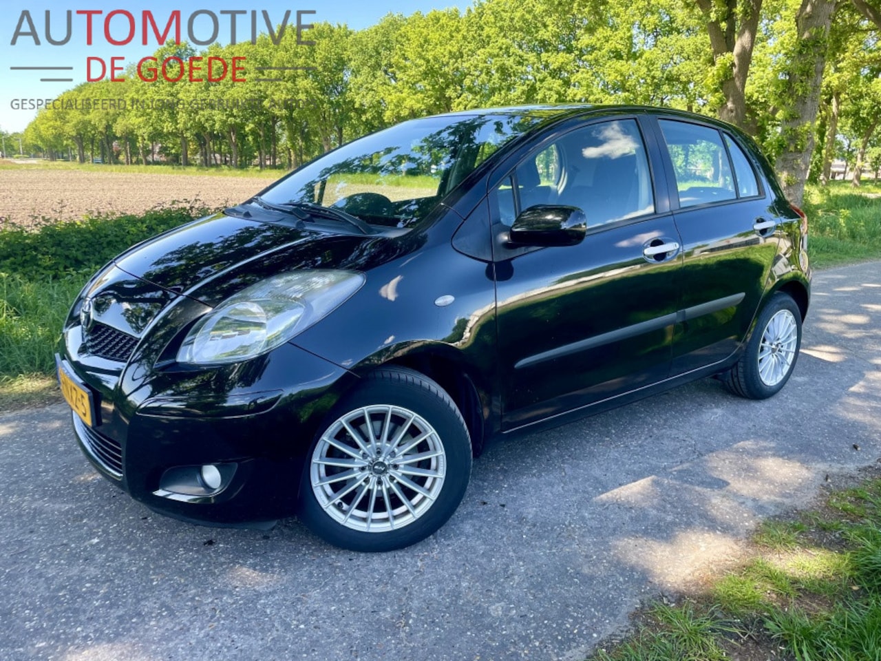 Toyota Yaris - 1.3 VVT-i Aspiration 1.3 VVTi Aspiration, AIRCO, AUTOMAAT, 1STE Eigenaar - AutoWereld.nl
