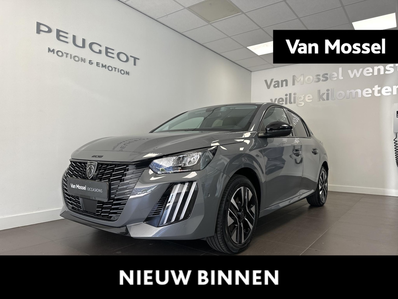 Peugeot e-208 - EV Allure 51 kWh | Nav | 360 Camera | Adaptieve Cruise | 4500 DZKM!! | Appel Carplay & And - AutoWereld.nl