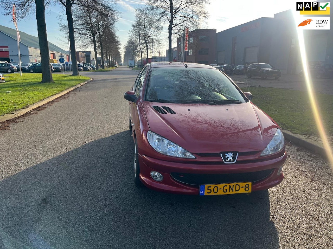 Peugeot 206 - 1.4 Génération AIRCO APK 5 DRS NETTE AUTO - AutoWereld.nl