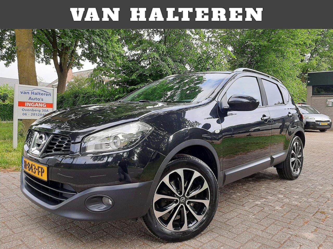 Nissan Qashqai - 2.0 Connect Edition Airco/Clima Automaat Pano - AutoWereld.nl