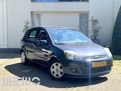 Ford Fiesta - 1.3-8V Futura