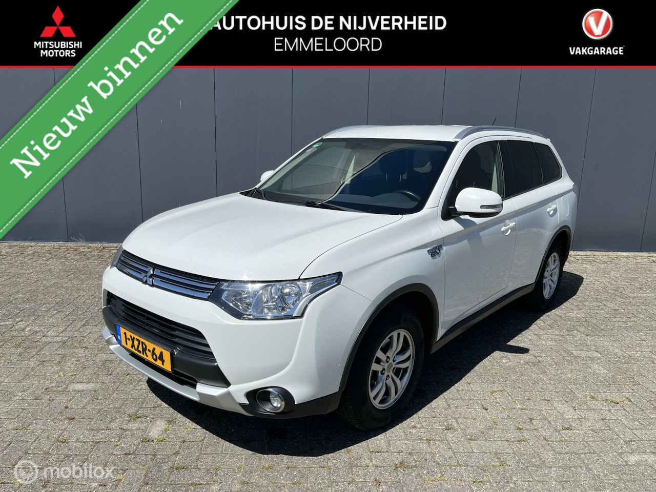 Mitsubishi Outlander - 2.0 PHEV Business Edition X-Line 2.0 PHEV Business Edition X-Line - AutoWereld.nl