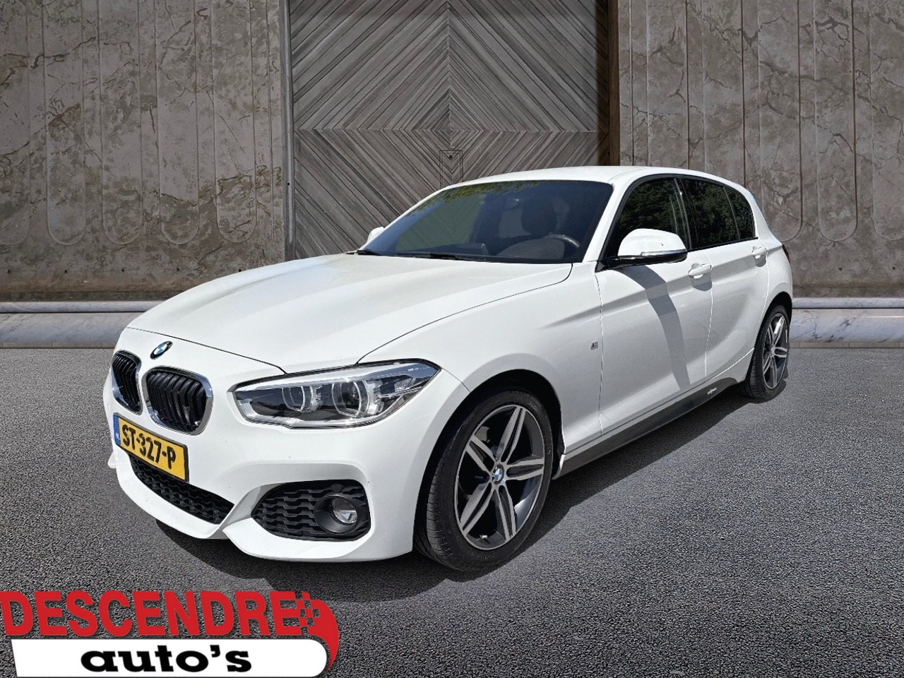 BMW 1-serie - 116i M Sport High Executive 116i M sport High Executive - AutoWereld.nl