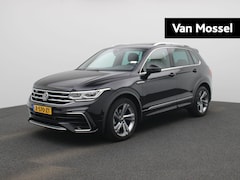 Volkswagen Tiguan - 1.5 TSI R-Line Business | Achteruitrijcamera | Trekhaak | Adaptive cruise control | Stoelv