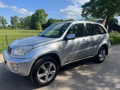 Toyota RAV4 - 2.0-16V VVT-i Luna, automaat, nw APK, extra set winterbanden