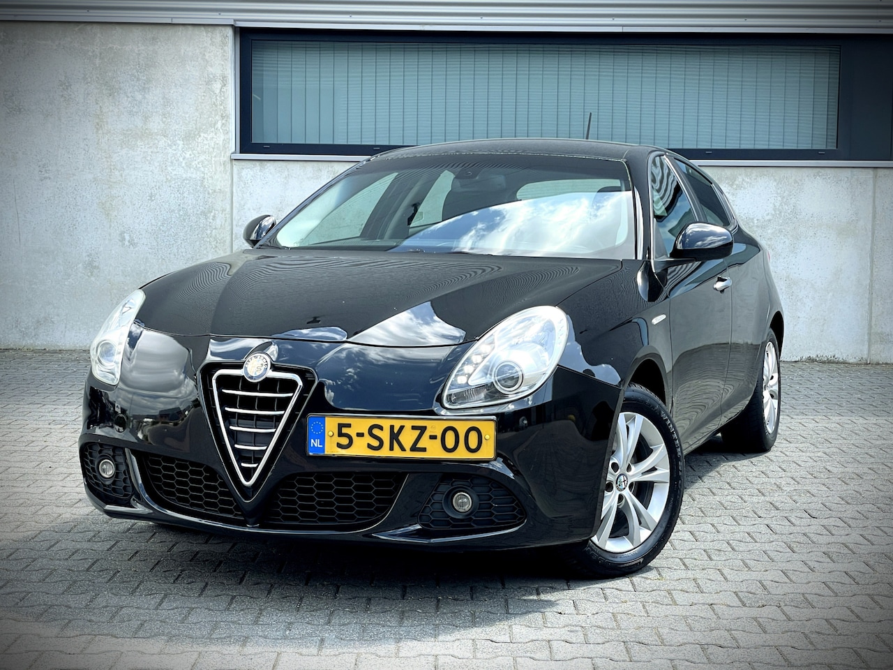 Alfa Romeo Giulietta - 1.4 T Progression / AUTOMAAT / AIRCO - AutoWereld.nl