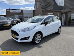 Ford Fiesta - 1.0 Style Ultimate Navigatie Airconditioning Org. Nederlands