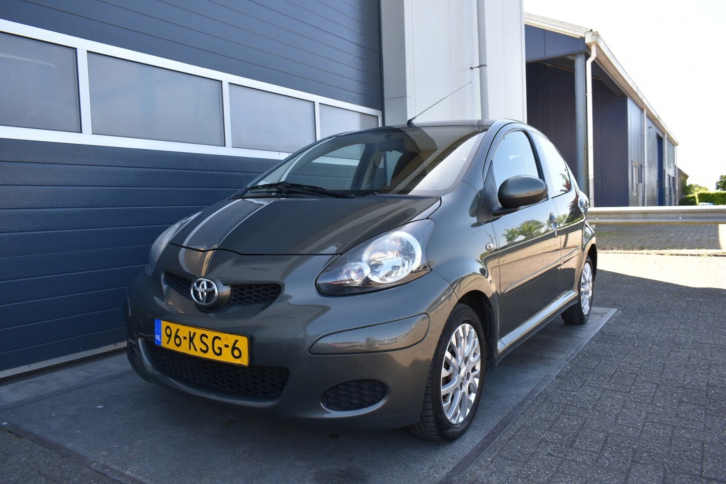 Toyota Aygo - 1.0-12V Aspiration Green 1.0-12V Aspiration Green - AutoWereld.nl