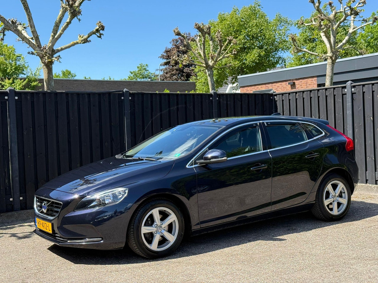 Volvo V40 - 2.0 D2 Business NAVI CRUISE ECC - AutoWereld.nl