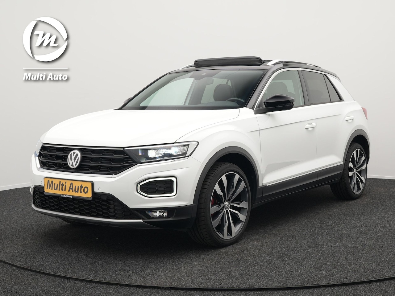 Volkswagen T-Roc - 2.0 TSI 4Motion Sport 190pk DSG | Panodak | Adaptive Cruise | Camera | LED Koplampen | Nav - AutoWereld.nl