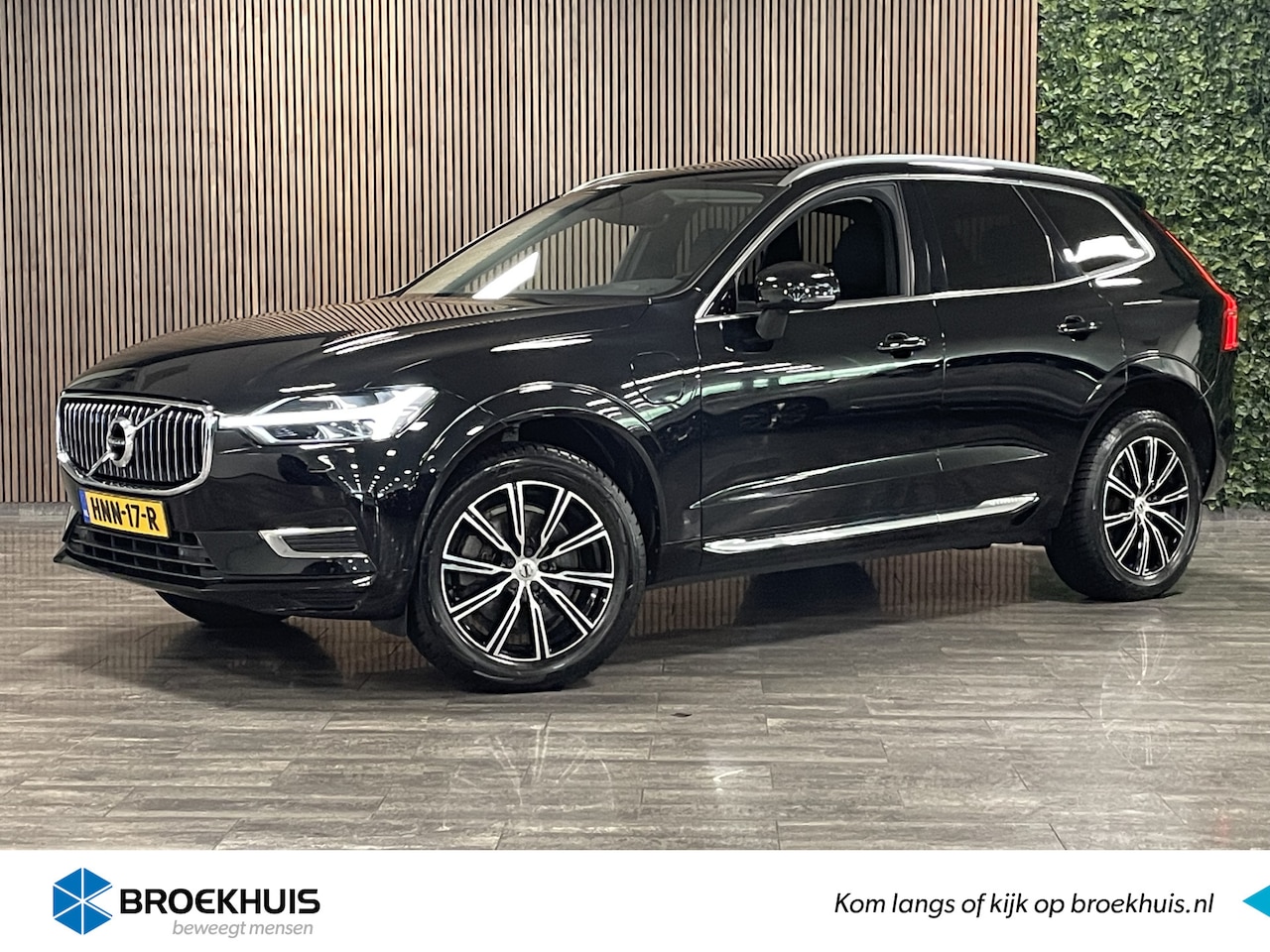 Volvo XC60 - T6 AWD Recharge Inscription | Trekhaak | Harman Kardon | Adaptieve Cruise Control | All Se - AutoWereld.nl