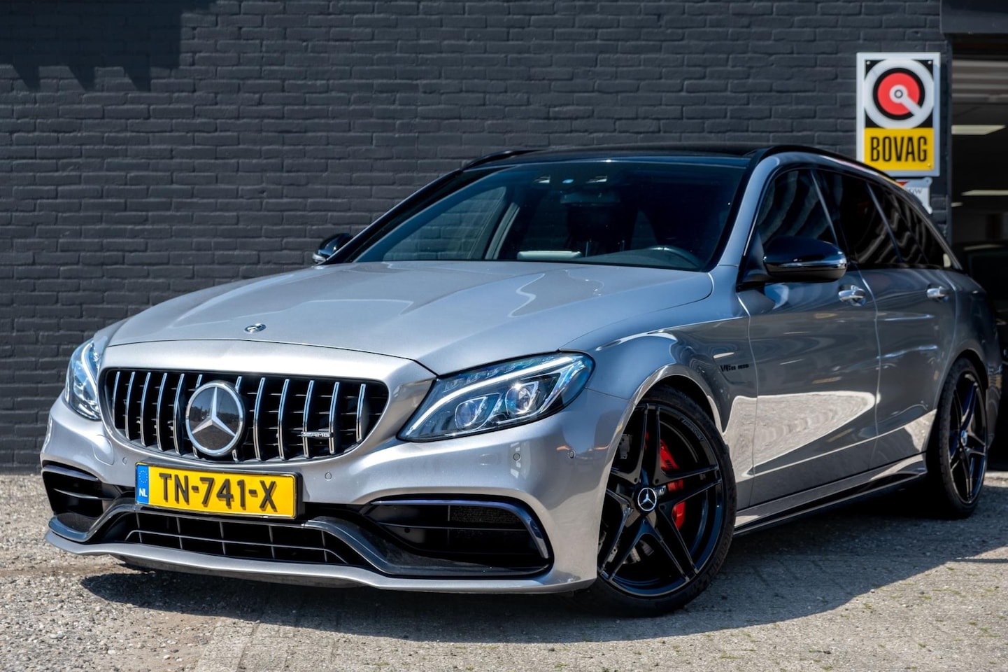 Mercedes-Benz C-klasse Estate - AMG 63 | 475PK | Pano | Burmester | Memory - AutoWereld.nl