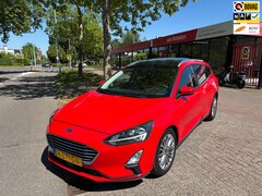 Ford Focus Wagon - 1.0 EcoBoost Titanium Business|AUTOMAAT|NAVI|PANODAK|PDC|ACC