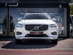 Volvo XC60 - 2.0 T5 AWD Momentum|B&W audio|Luchtvering|Trekhaak|HUD|Schuif/kantel|360 camera|Achterbank