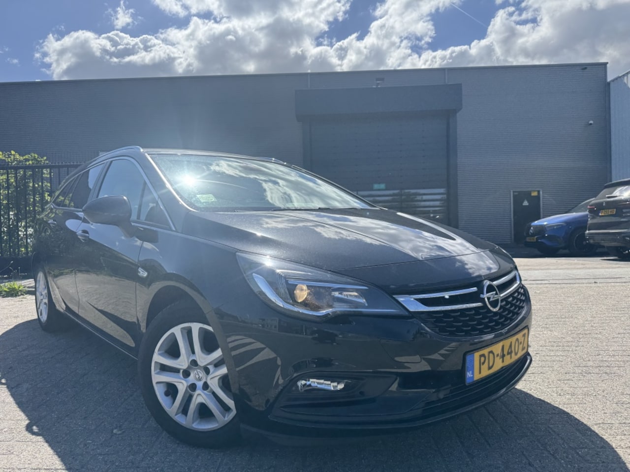 Opel Astra Sports Tourer - 1.6 CDTI Stuur&Stoelverwarming Full option 2017 - AutoWereld.nl