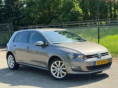 Volkswagen Golf - 1.2 TSI Highline /Navi/Camera/Cruise/