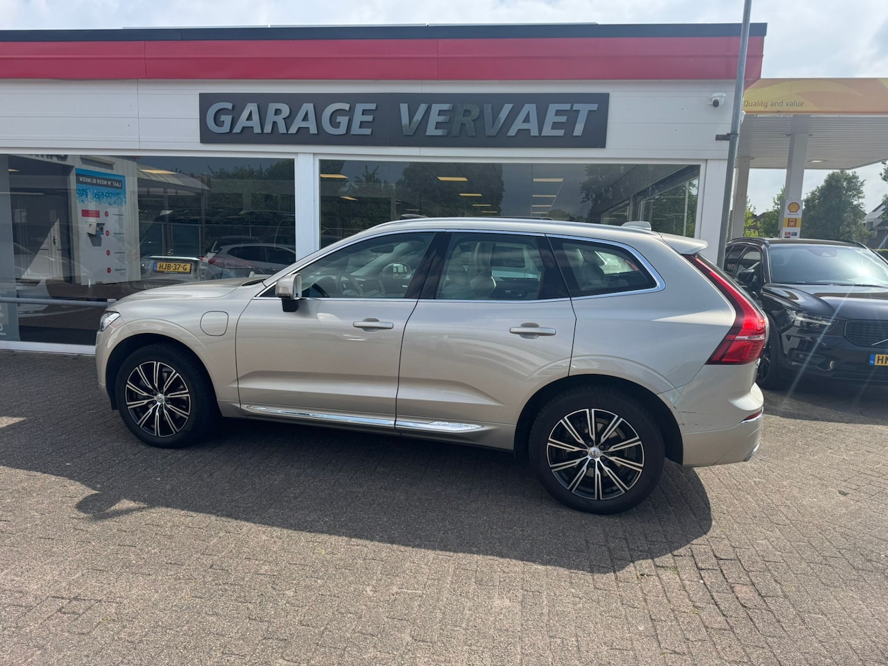 Volvo XC60 - 2.0 Recharge T8 AWD Inscription 2.0 Recharge T8 AWD Inscription - AutoWereld.nl