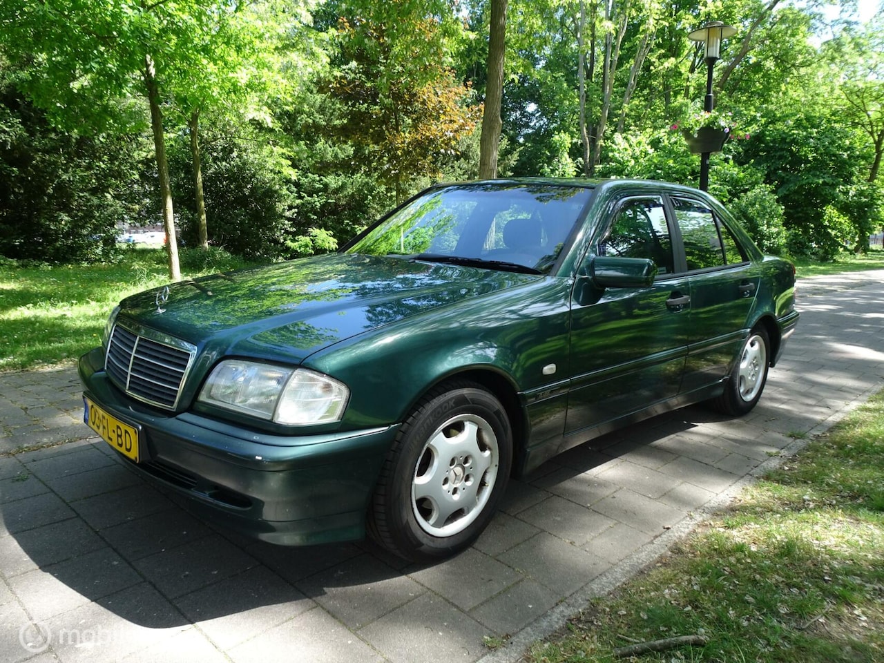 Mercedes-Benz C-klasse - 200CDI|AIRCO|AUTOMAAT|TREKHAAK - AutoWereld.nl