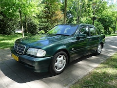 Mercedes-Benz C-klasse - 200CDI|AIRCO|AUTOMAAT|TREKHAAK
