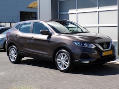 Nissan Qashqai - 1.3 DIG-T Business Edition Camera/Clima/Stoelverw/Trekhaak