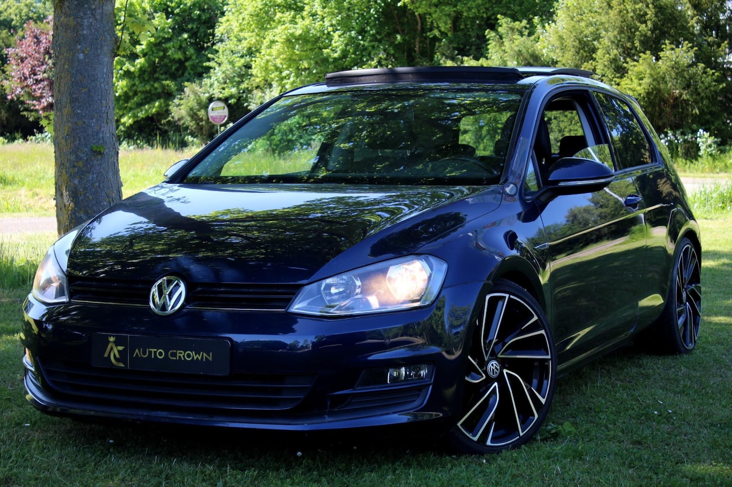 Volkswagen Golf - 1.4 TSI ACT Highline Schuifdak! Luxe model! - AutoWereld.nl