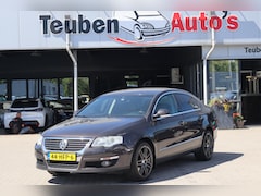 Volkswagen Passat - 1.4 TSI Comfortline Lederen interieur, Navigatie, Cruise control, Trekhaak, Climate contro