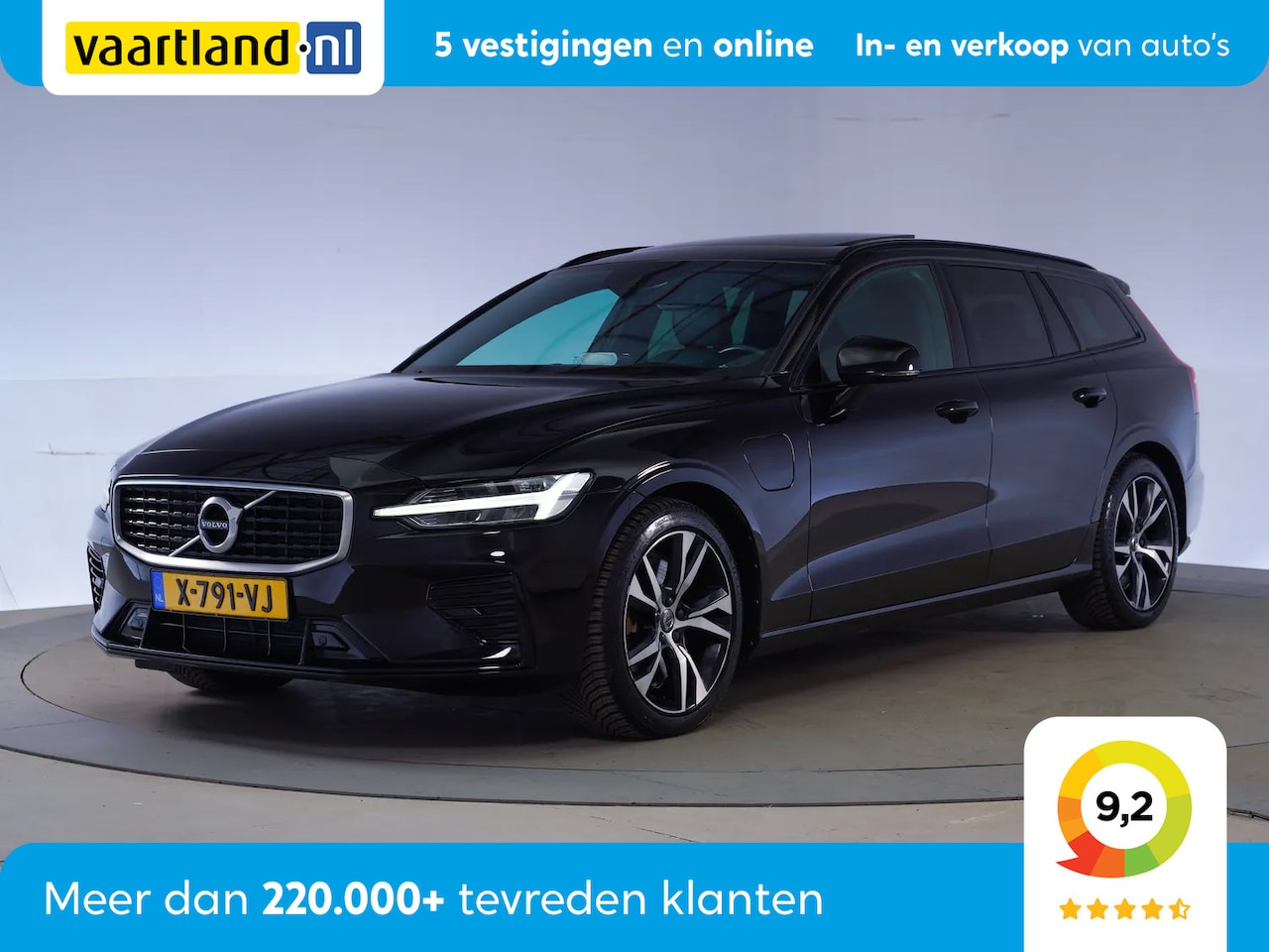 Volvo V60 - 2.0 T8 Twin Engine AWD R-Design [ Panorama dak Navigatie Stoelen voor + achter verwarmd ] - AutoWereld.nl