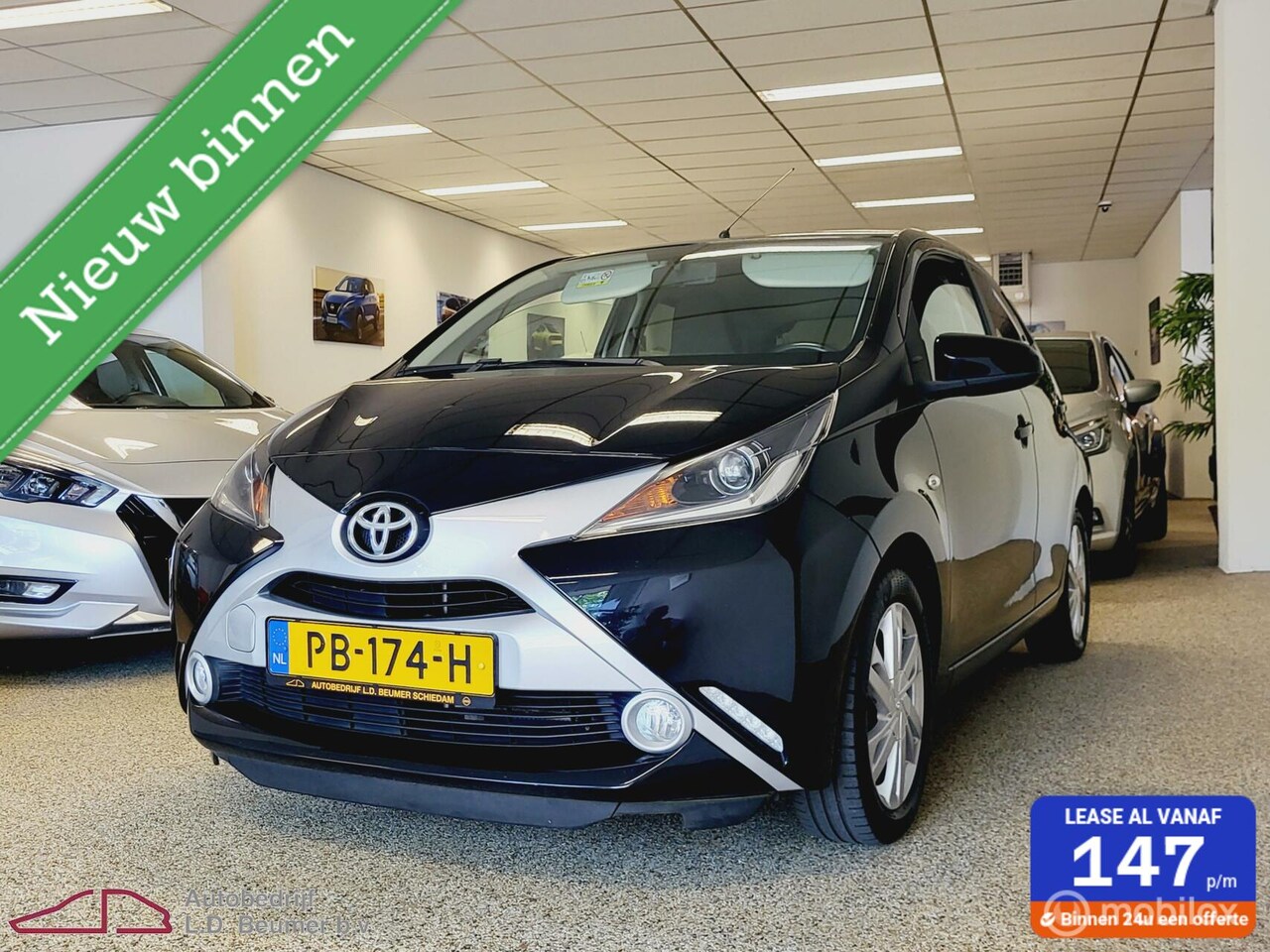 Toyota Aygo - 1.0 VVT-i x-sport NAVI *NL, CAMERA, RIJKLAARPRIJS