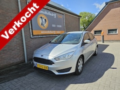 Ford Focus - 1.0 Trend Edition (koppeling defect)