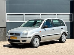 Ford Fusion - 1.6-16V Luxury bj.2002 Airco|Pdc|Nap
