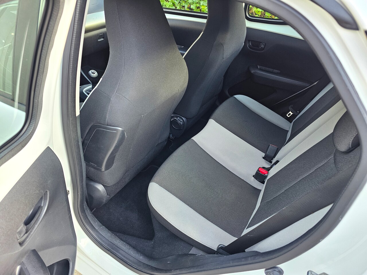 Toyota Aygo - 1.0 VVT-i x-play Airco! Camera!