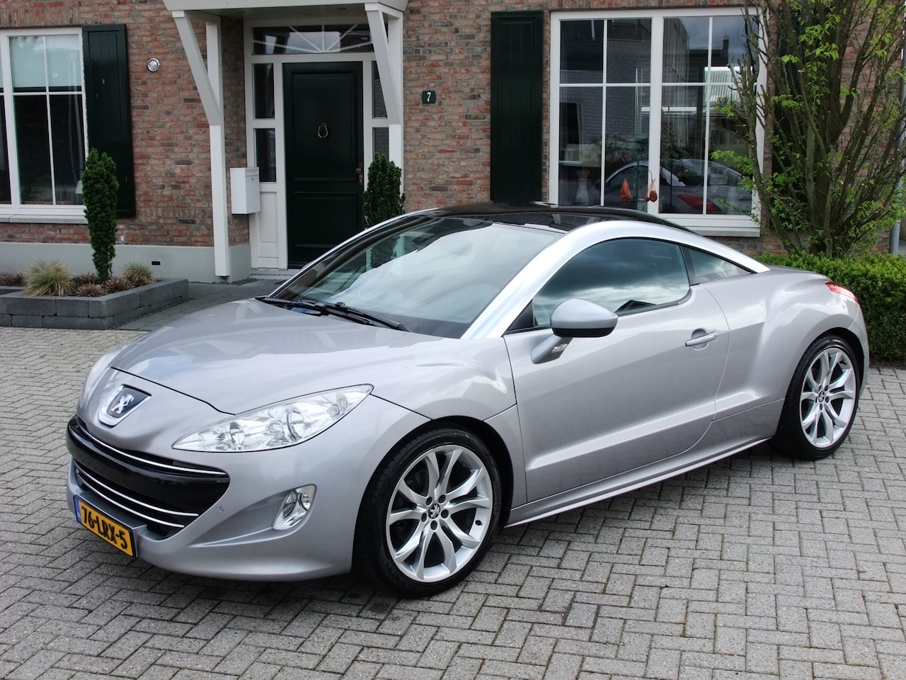 Peugeot RCZ - 1.6 THP 1.6 THP , Pdc , Climate control , Jbl geluid , Cruise control enz. Zeer nette auto - AutoWereld.nl