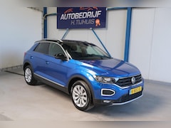 Volkswagen T-Roc - 1.5 TSI Sport - N.A.P. Airco, Cruise, Navi, PDC