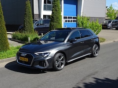 Audi A3 Sportback - 35 TFSI S-Line | Pano | Sfeer | 100% Onderhouden