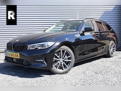 BMW 3-serie Touring - 330e eDrive Edition Leder / Adaptieve Cruise / Elec Stoelen / Stoel verwarm / 1e eigenaar