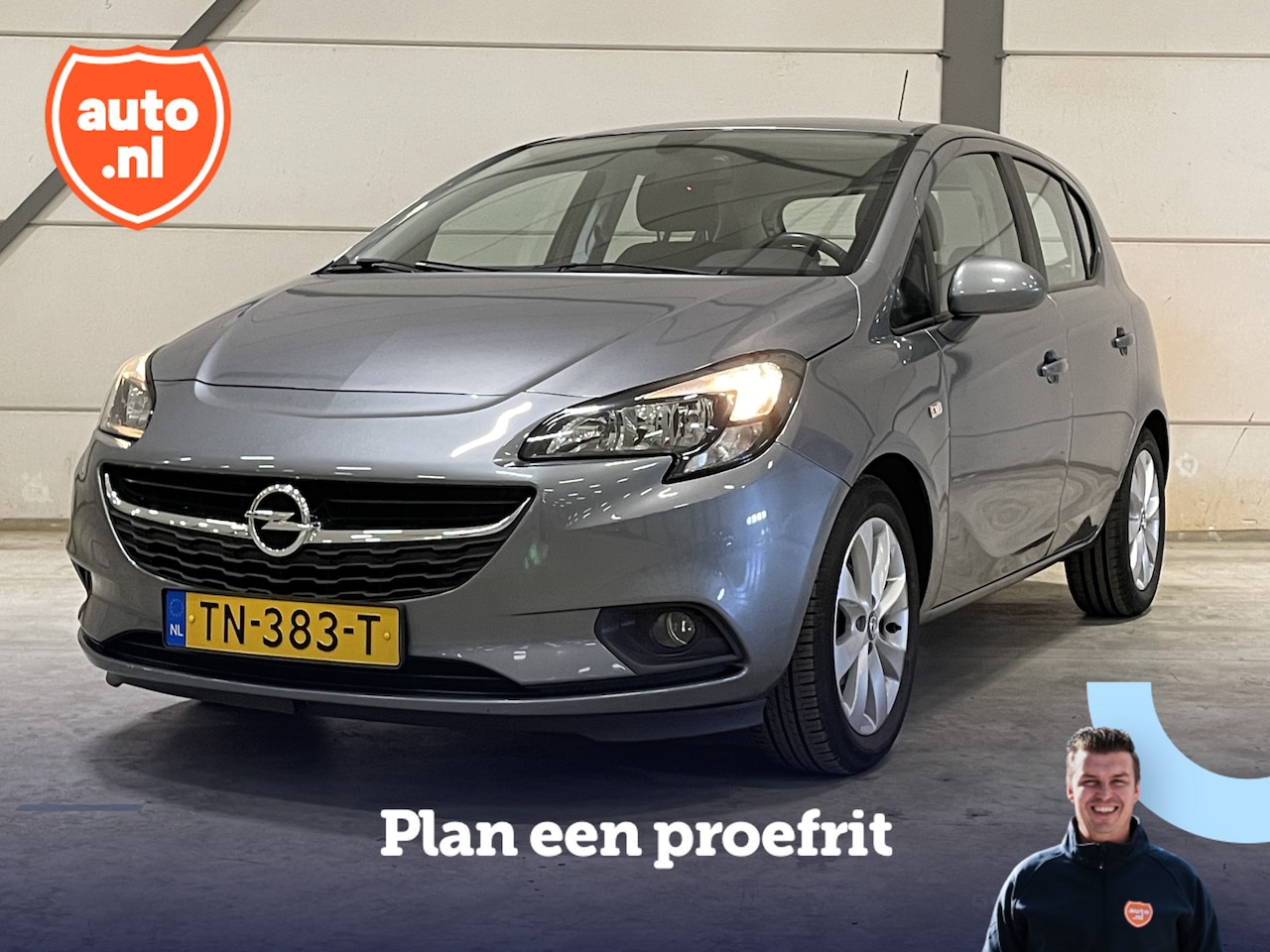 Opel Corsa - 1.4 Favourite | Trekhaak | Carplay | Navigatie | Cruise Control | Airco | 16"LM velgen | - AutoWereld.nl
