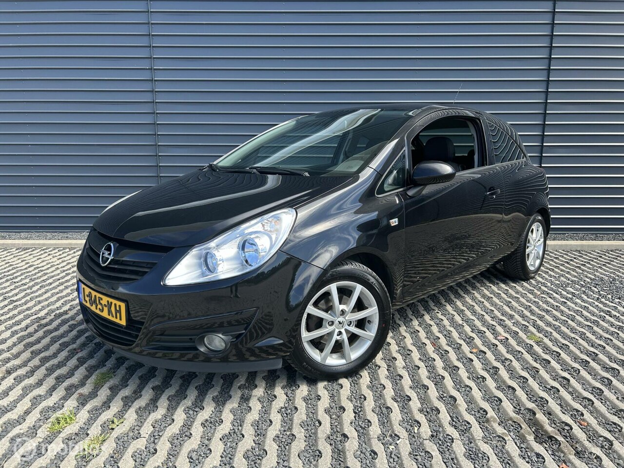 Opel Corsa - 1.4-16V Color Edition | Airco | Parkeersensoren - AutoWereld.nl