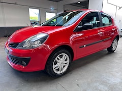 Renault Clio - 1.4-16V Dynamique Luxe