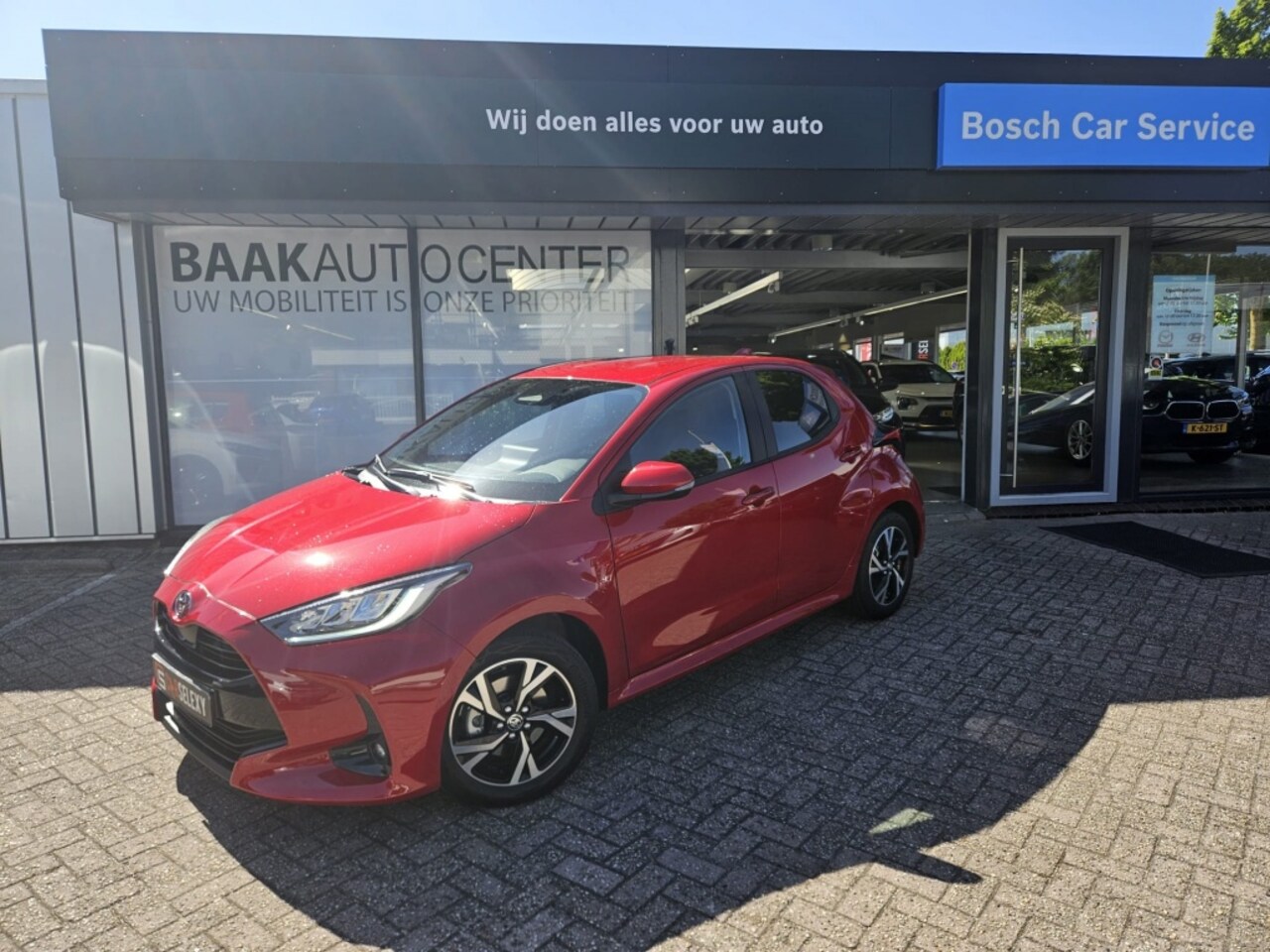 Toyota Yaris - 1.5 VVT-i Bns Plus | Facelift | Camera | 16" - AutoWereld.nl
