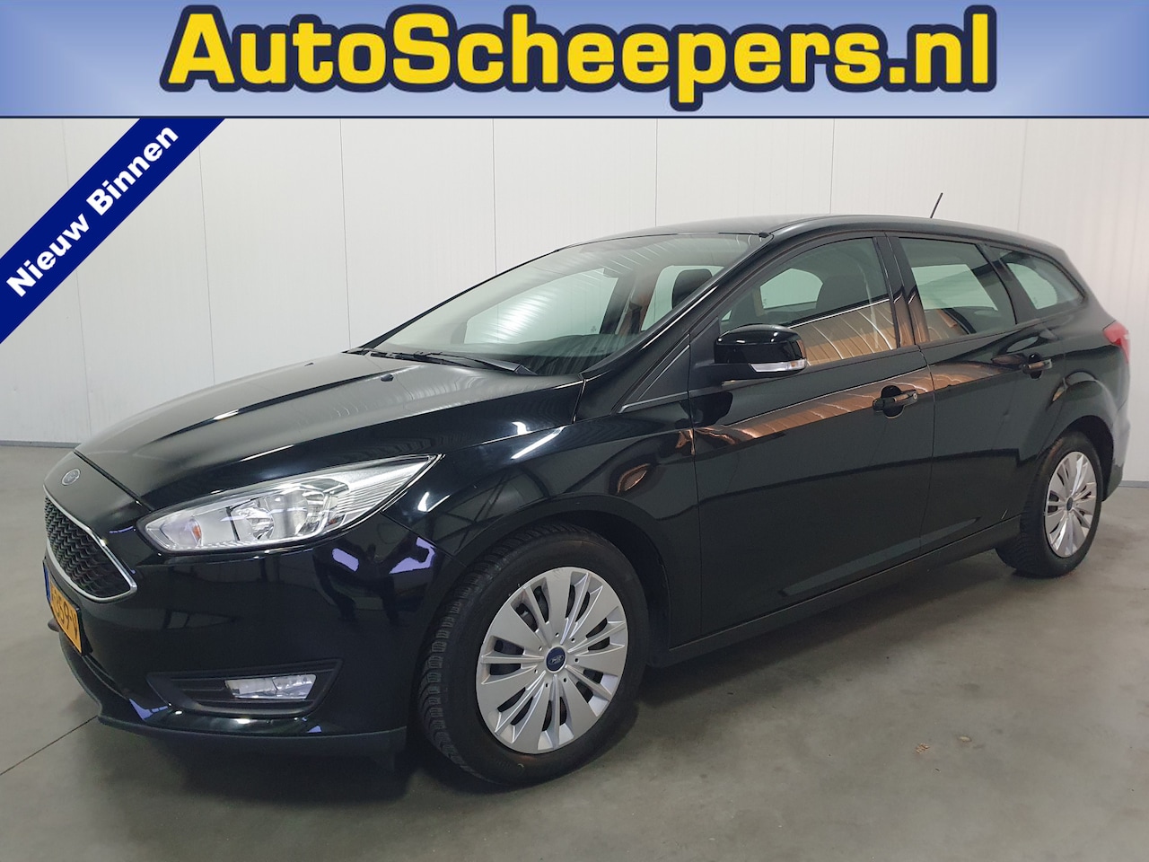 Ford Focus Wagon - 1.0 Lease Edition PDC/NAV/CRUISE/AIRCO - AutoWereld.nl