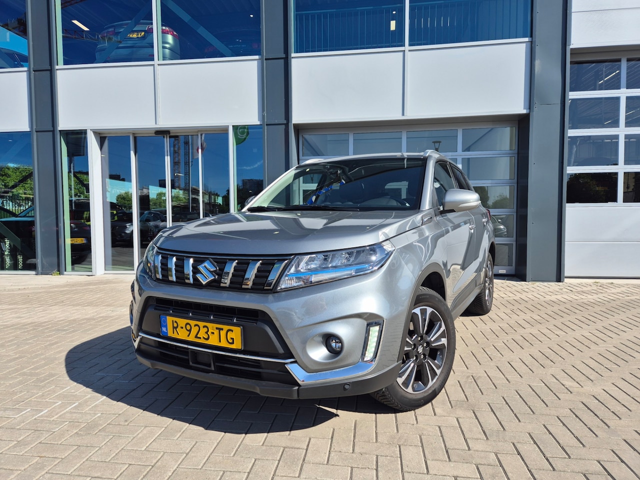 Suzuki Vitara - 1.4 Boosterjet Style Smart Hybrid Trekhaak/NL auto - AutoWereld.nl