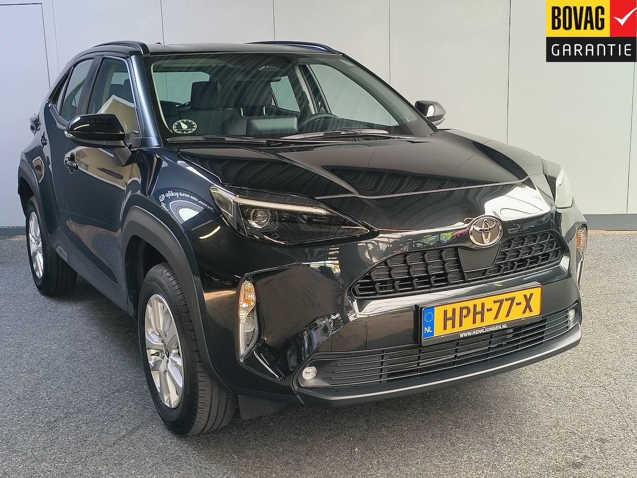 Toyota Yaris Cross - 1.5 Hybrid 115 Active Rijklaar + Fabrieksgarantie tot 10-2029 Henk Jongen Auto's in Helmon - AutoWereld.nl