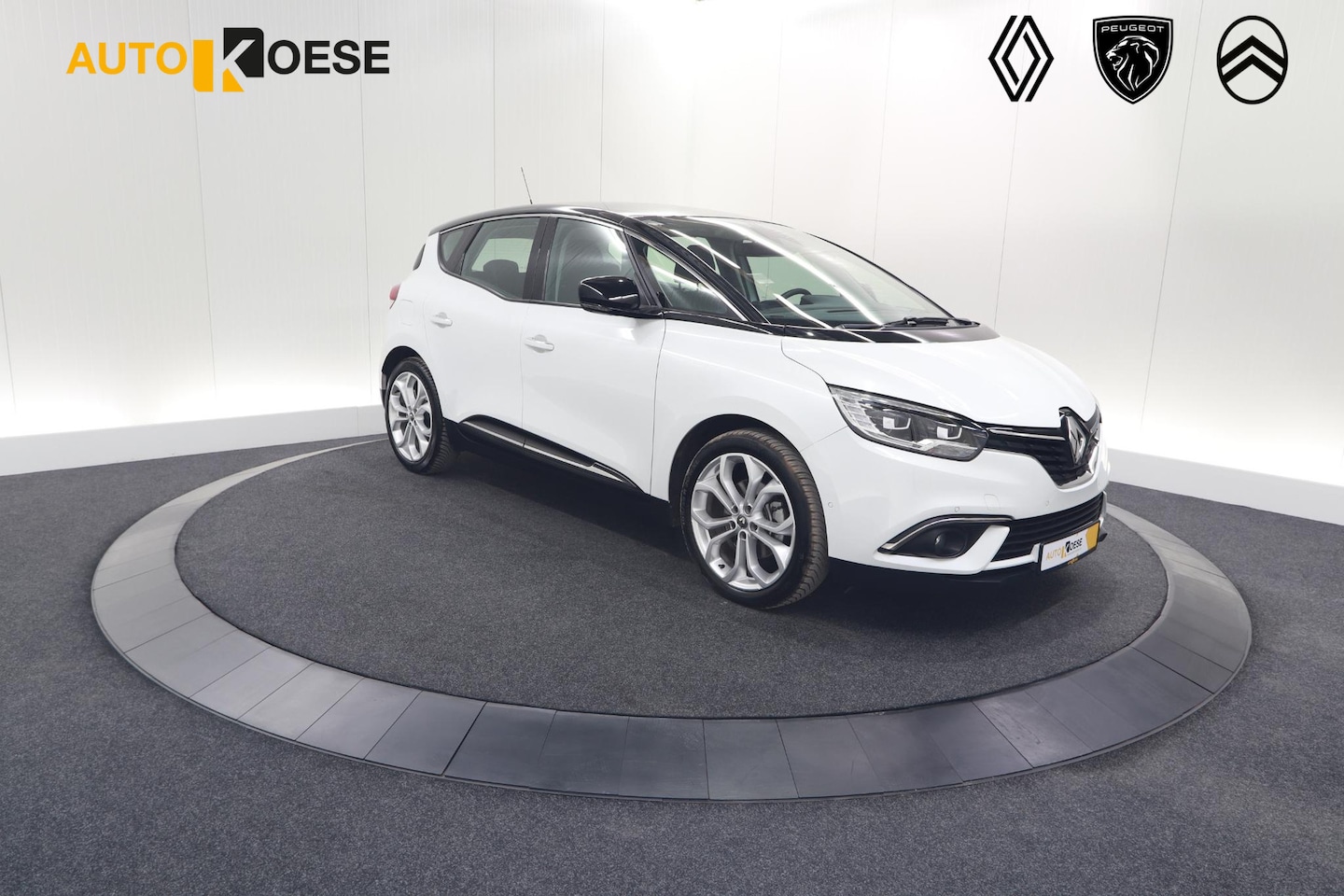 Renault Scénic - TCe 140 Bose | Trekhaak | Camera | Dodehoekdetectie | Navigatie - AutoWereld.nl