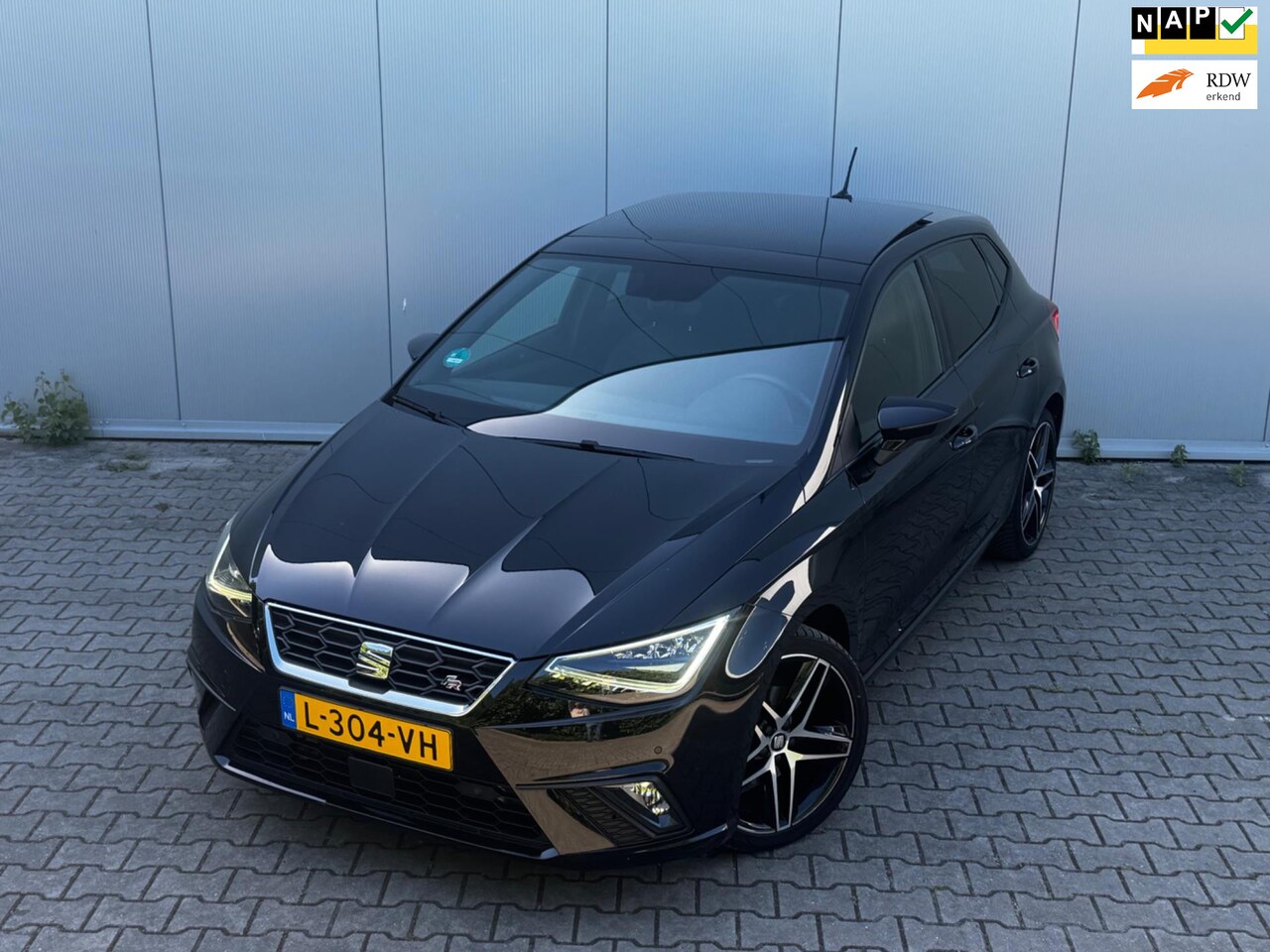 Seat Ibiza - 1.0 TSI FR BUSINESS INTENS PANORAMA VIRTUAL CARPLAY NAP NEDERLANDSE AUTO CAMERA STOELVERWA - AutoWereld.nl