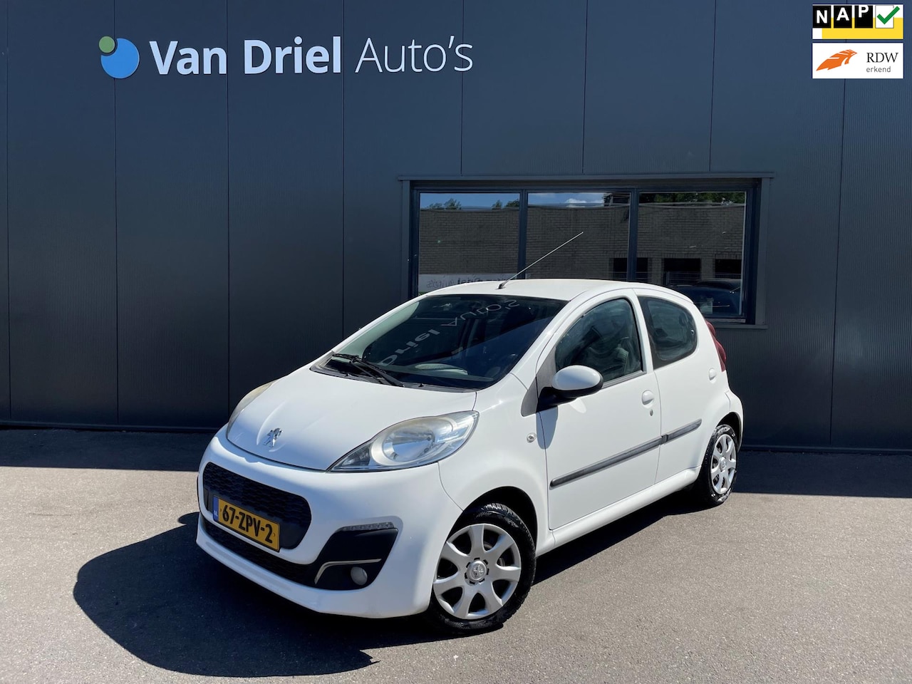 Peugeot 107 - 1.0 Active / Airco / Radio! - AutoWereld.nl