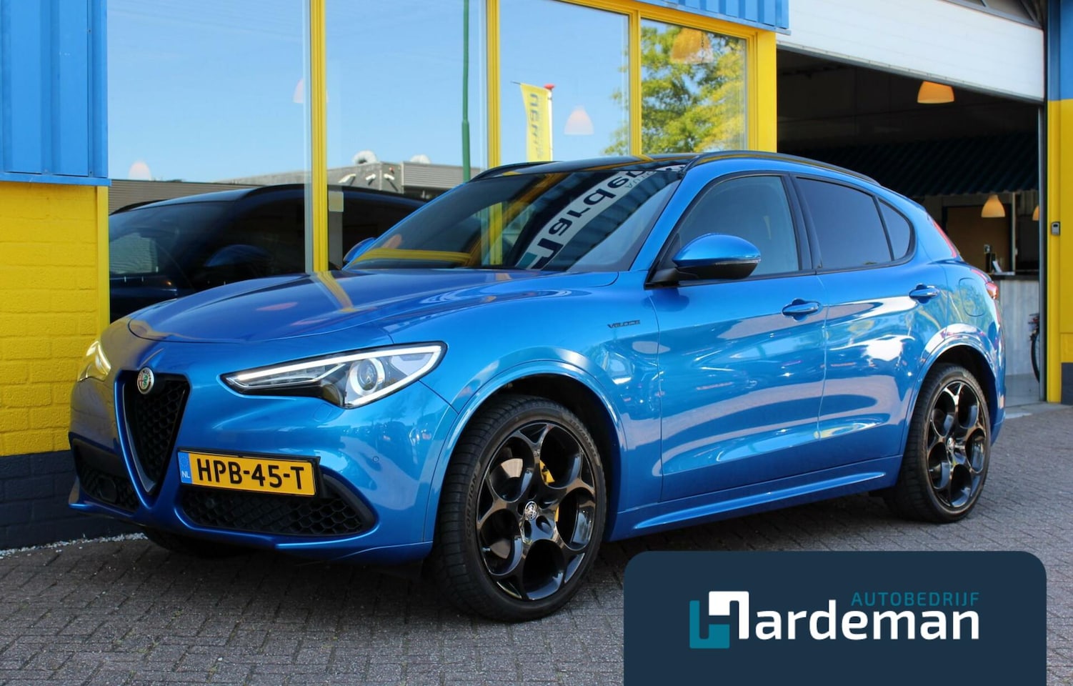 Alfa Romeo Stelvio - 2.0 T AWD Veloce Ti H/K Panorama - AutoWereld.nl